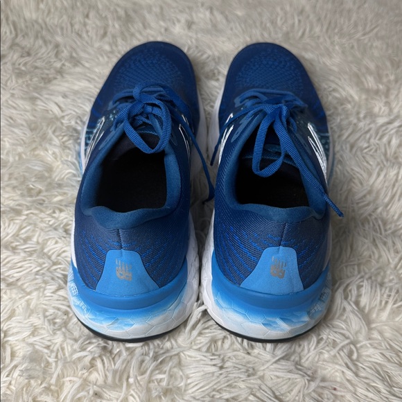 Fresh Foam X Vongo v5 - Blue with Laser Blue - Men's - Picture 4 of 6